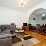 Apartment My Dalmatia - M&n With Shared Pool *