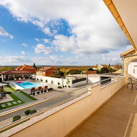 My Dalmatia - M&n With Shared Pool