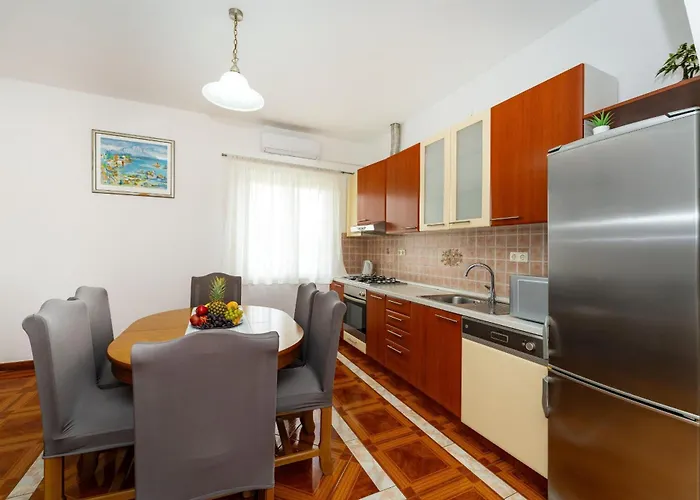 Апартаменты My Dalmatia - M&n With Shared Pool Galovac (Zadar)