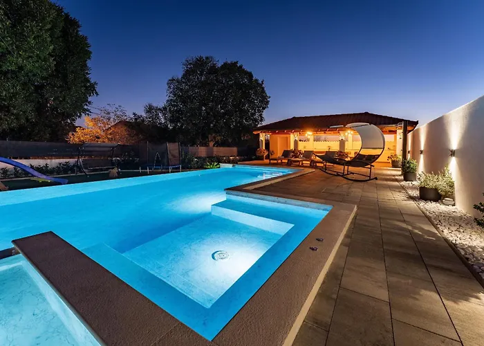 My Dalmatia - M&n With Shared Pool * Galovac (Zadar)