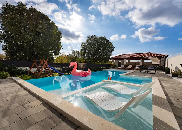 My Dalmatia - M&n With Shared Pool *