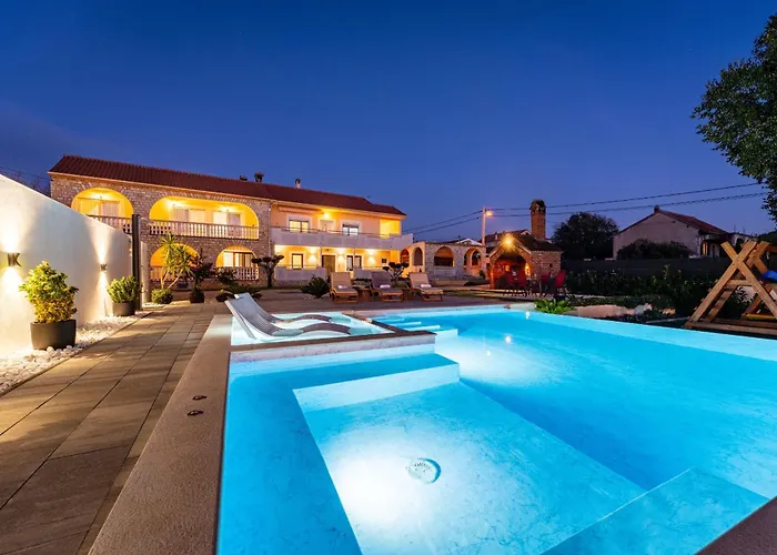 아파트 My Dalmatia - M&n With Shared Pool *