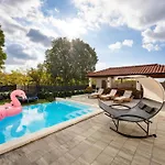 My Dalmatia - M&n With Shared Pool *
