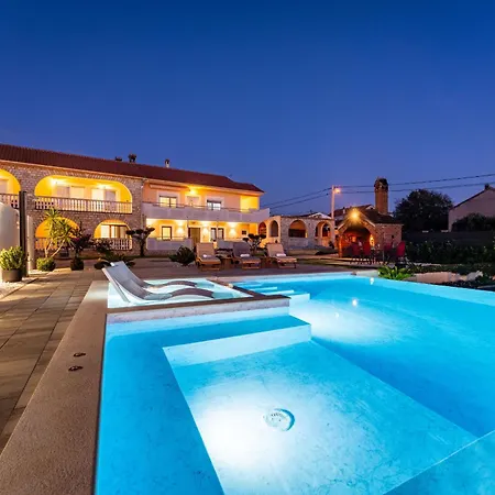 Apartament My Dalmatia - M&n With Shared Pool *