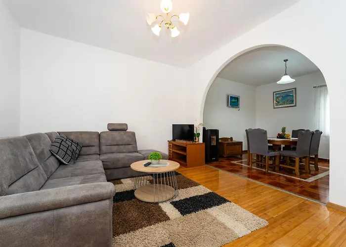 Apartman My Dalmatia - M&n With Shared Pool *