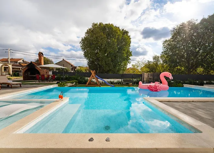 My Dalmatia - M&n With Shared Pool