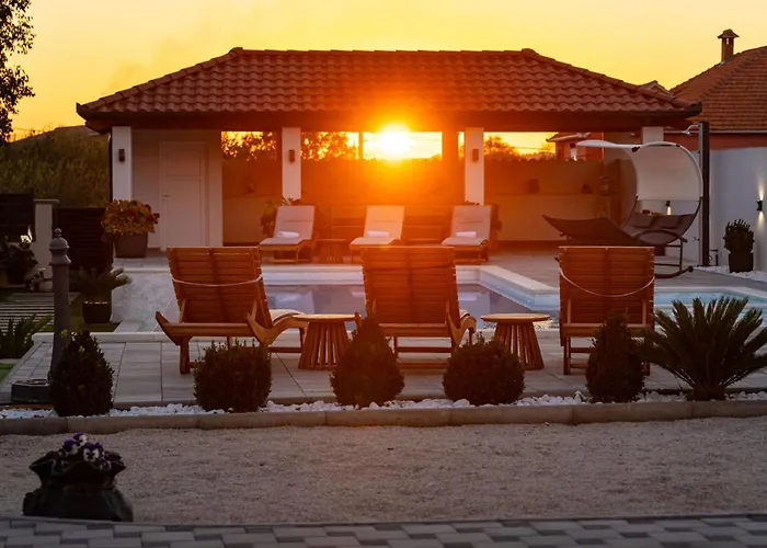 My Dalmatia - M&n With Shared Pool Galovac (Zadar)