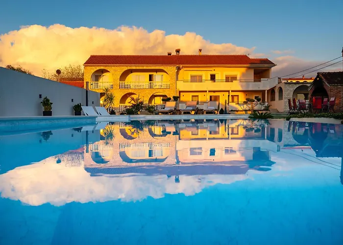 My Dalmatia - M&n With Shared Pool Galovac (Zadar)