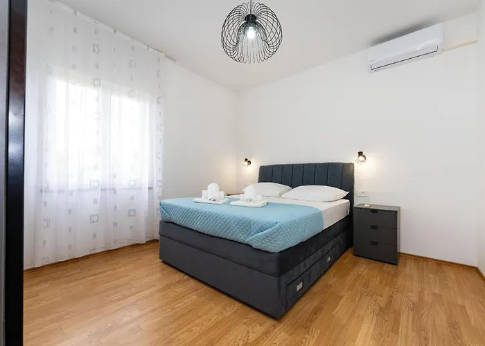 My Dalmatia - M&n With Shared Pool * Galovac (Zadar)