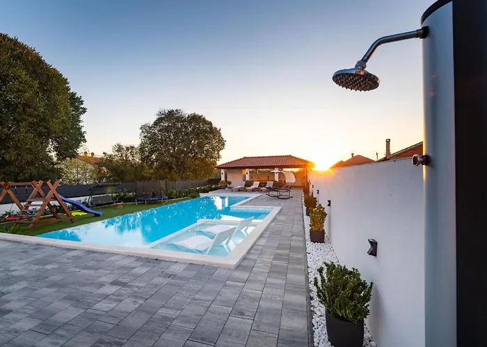 아파트 My Dalmatia - M&n With Shared Pool