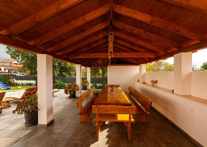 My Dalmatia - M&n With Shared Pool * Galovac (Zadar)