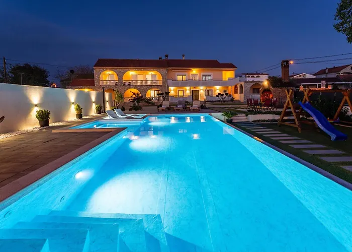 My Dalmatia - M&n With Shared Pool 아파트 Galovac (Zadar)