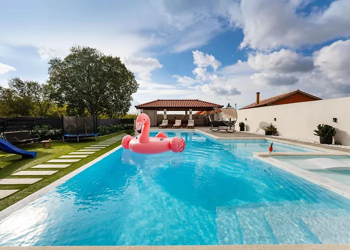 My Dalmatia - M&n With Shared Pool *