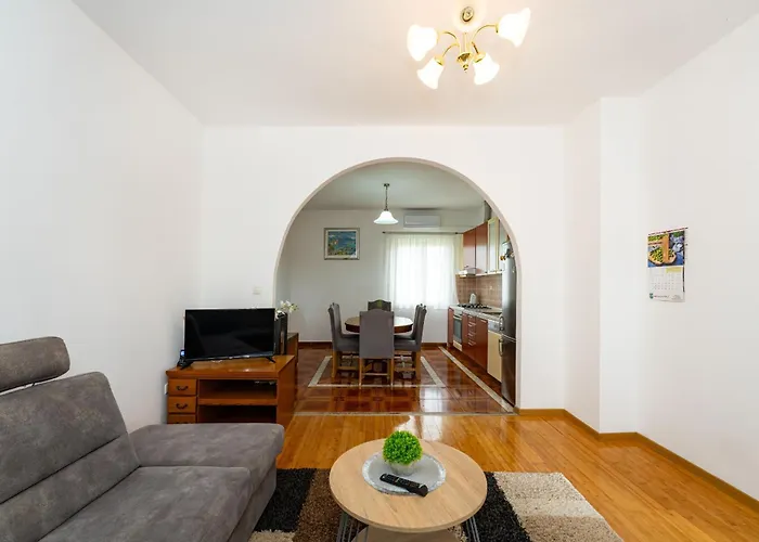 My Dalmatia - M&n With Shared Pool